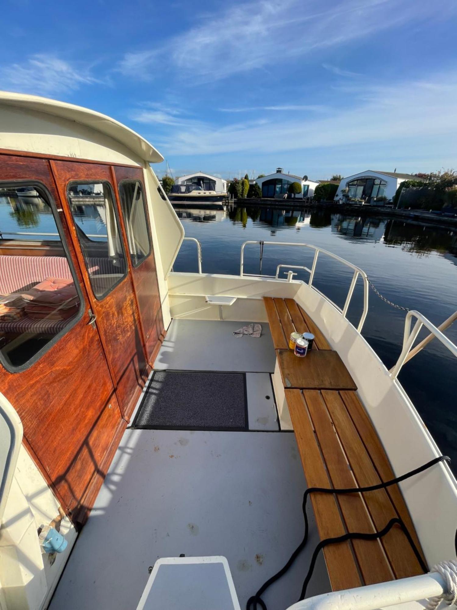 Suesses Motorboot - Bremen Ueberseestadt Ngoại thất bức ảnh